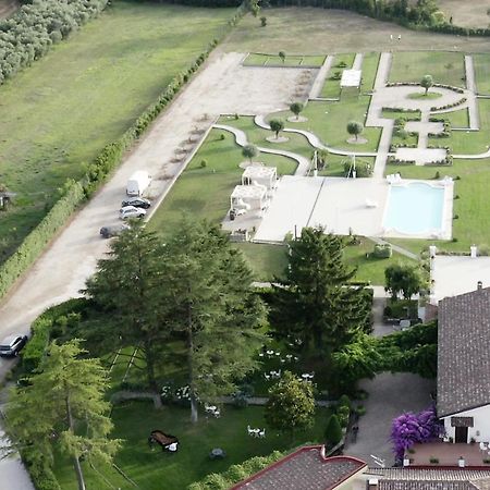 Il Casale Di Riardo Luxury B&B Εξωτερικό φωτογραφία