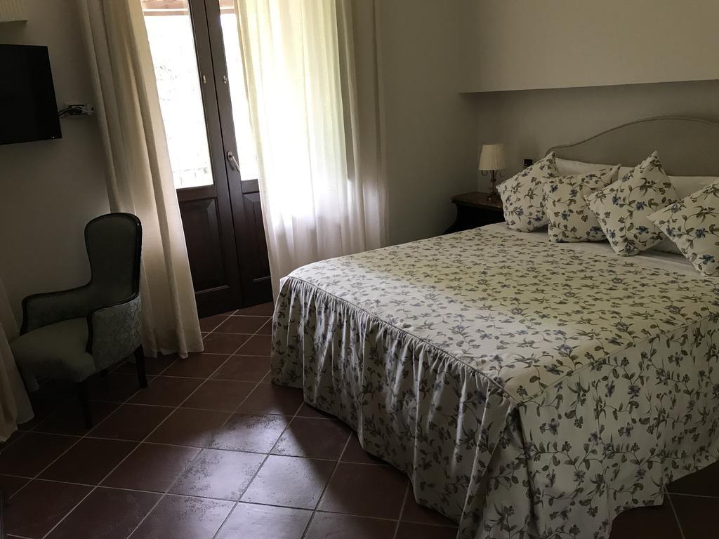 Il Casale Di Riardo Luxury B&B Εξωτερικό φωτογραφία