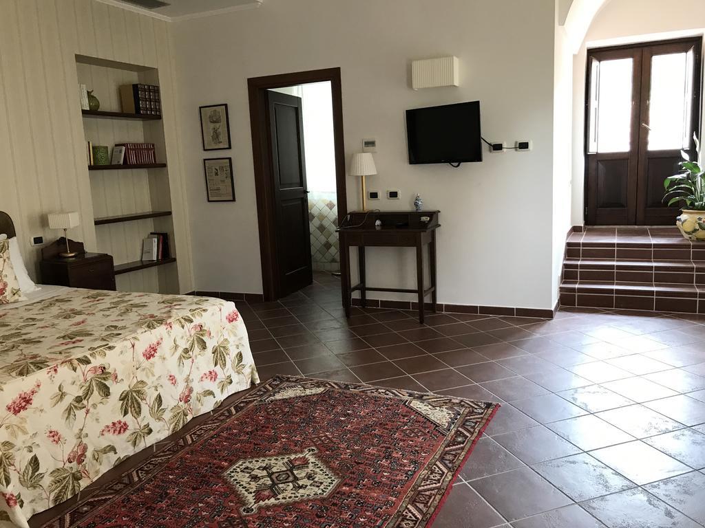 Il Casale Di Riardo Luxury B&B Εξωτερικό φωτογραφία